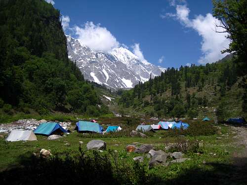Mountaineering Institute Campsite