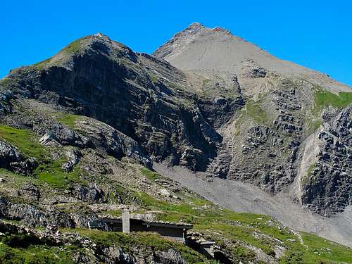 Stierenläger hut (2280m) and Mittaghorn (2685m)