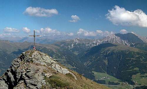 The Spitzköfele summit cross...