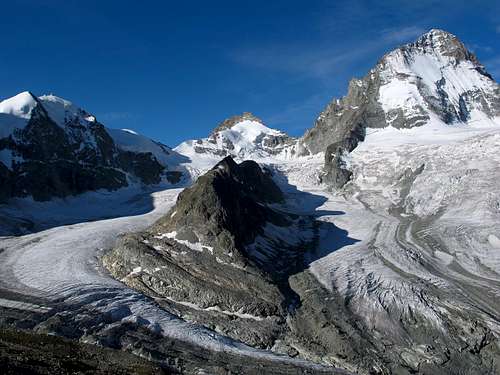 The glaciers of Durand and Grand Cornier