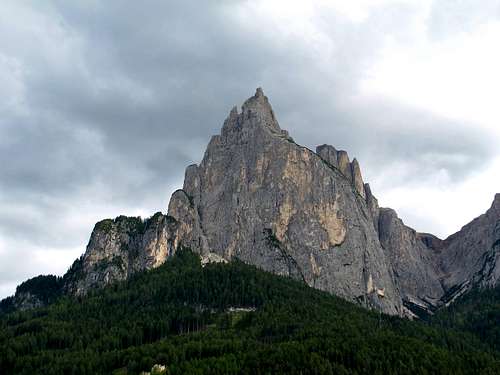 The bold rock tower of Santner Spitze (2413m)