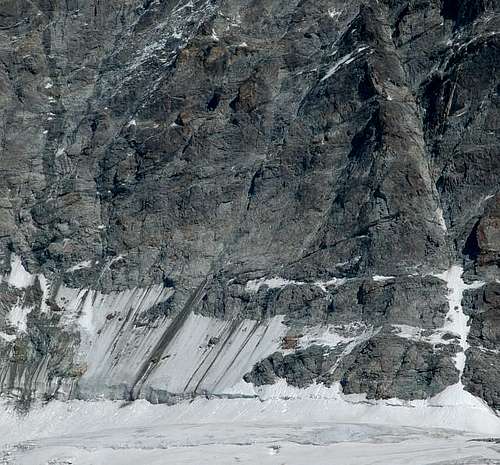 Base of Dent Blanche NW face
...