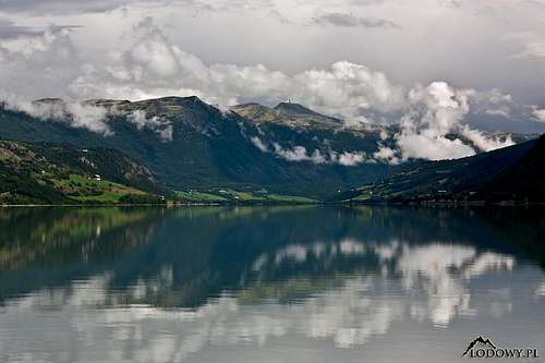 Ottavatn lake after the rain