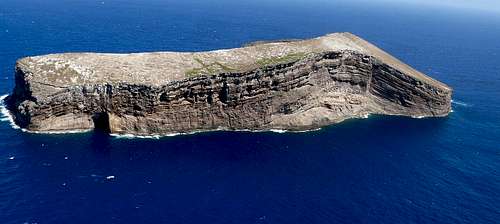 Kaula Rock, aerial view from the west