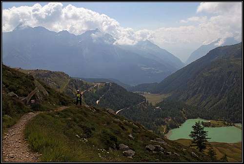 Towards Alp Grüm