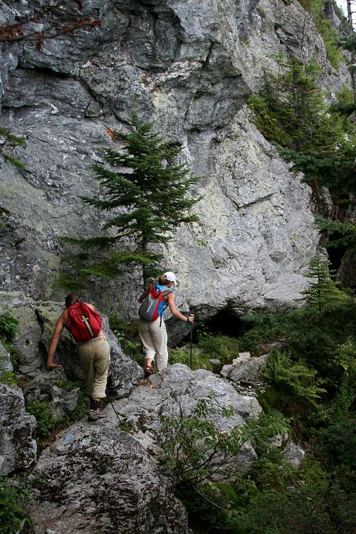 Cliff Trail