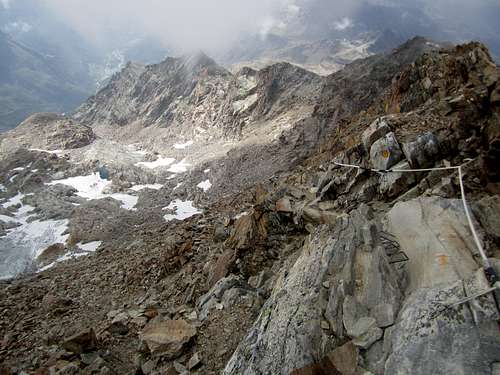 The ridge below the hut
