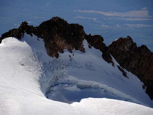 Top of Whitney Glacier -Bergshrund below Cascade Gulch