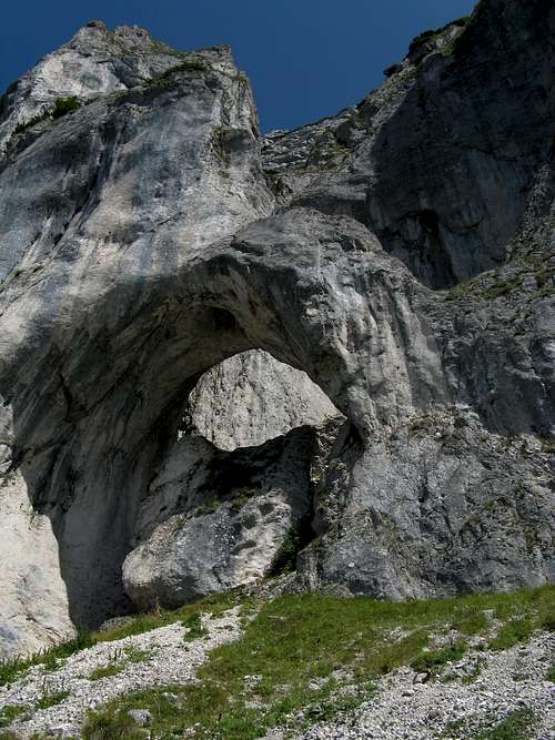 Greatest karst arch of the Royal Rock