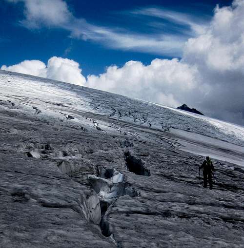 Skirting crevasses on the Oberster Pasterzenboden glacier