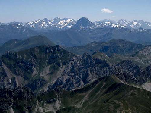 Balaitous and Ossau seen from...