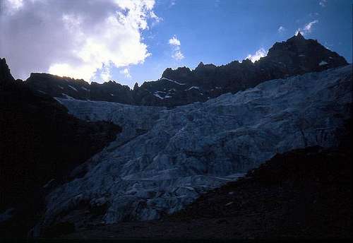 Haut glacier de Tsan.