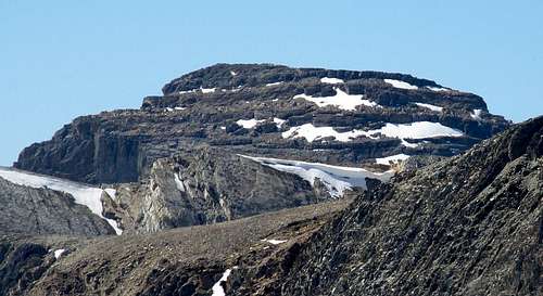 Kiwetinok summit slopes from Whaleback
