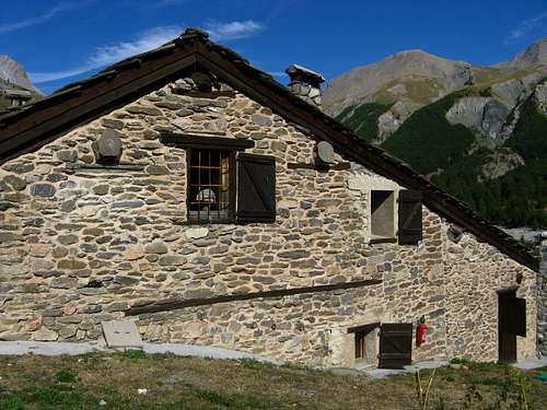 Maljasset village