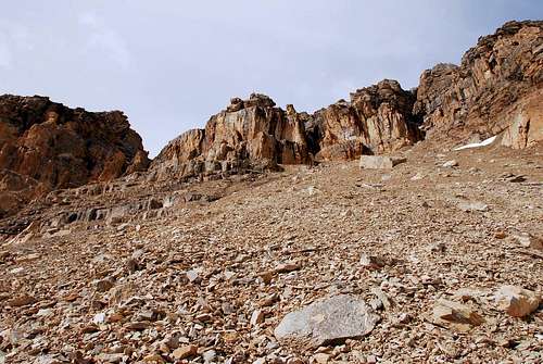 Gullies on Isolated Peak scramble route
