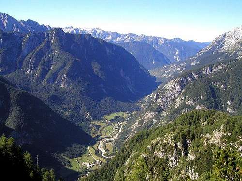 Trenta valley from Golicica.
...