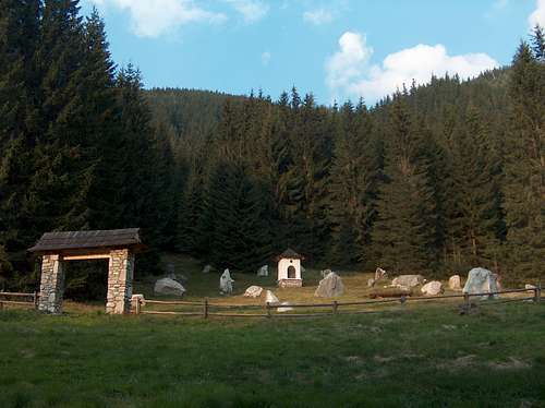 Memorial near Chata Zverovka
