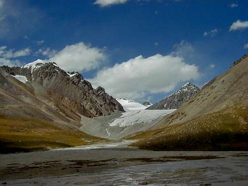 Mountain Around Khunjerab Pass (4733-M)
