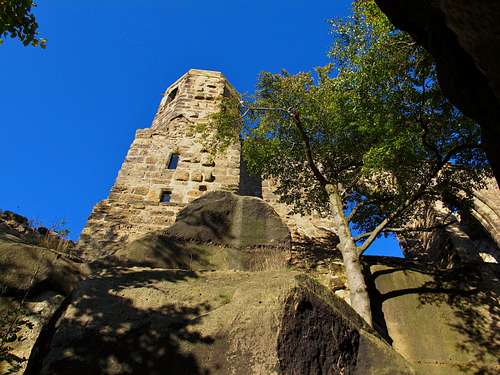 Castle ruins on Mount Oybin