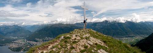 Monte Gambarogno Cross Summit