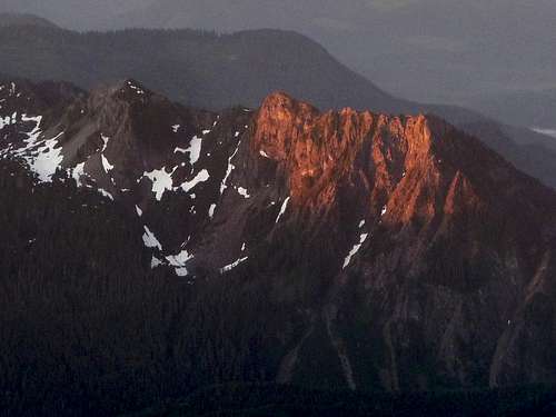 Sunrise on Eagle Peak