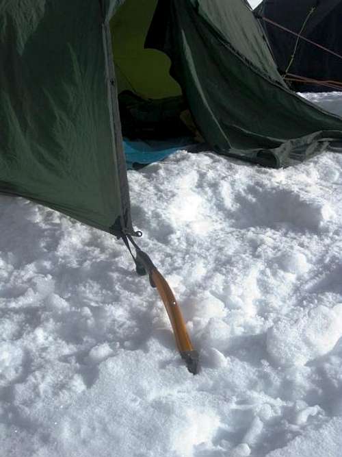 Securing my tent at Ausangate high camp
