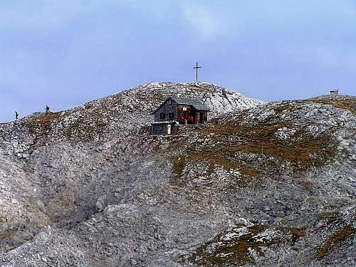 Edelweiss Hut and the summit...