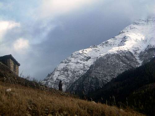 Annapurna - A stormy cloud near the village of Pisang