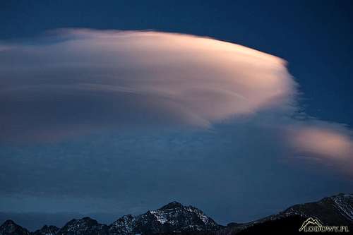 Lenticular cloud above Ladovy
