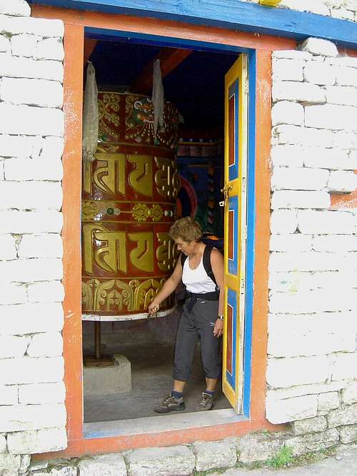 Annapurna Trail - A huge prayers' wheel at Danaque 
