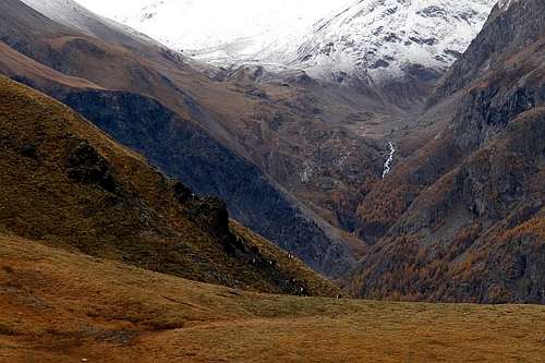 High Romanche valley and Alpe...