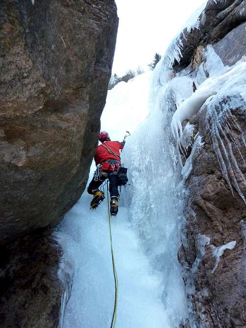 Ice climbing at Ceresole Reale (Orco Valley)