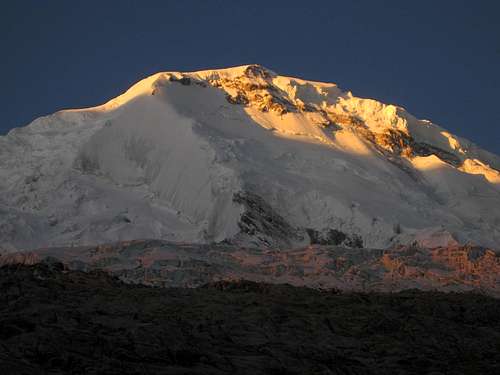Last light on Huascarán Sur