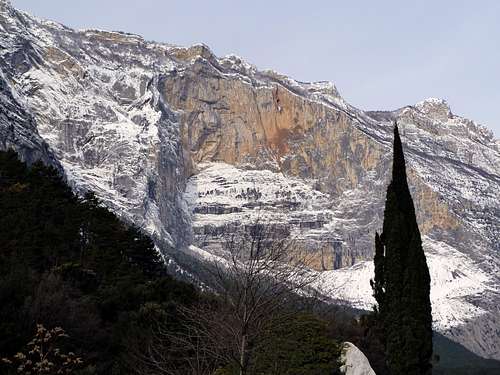 Monte Brento East face - Sarca Valley