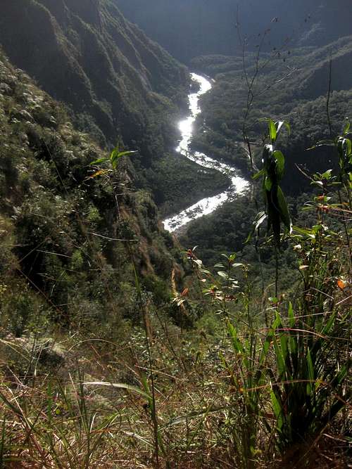 Rio Urubamba from high on Putucusi