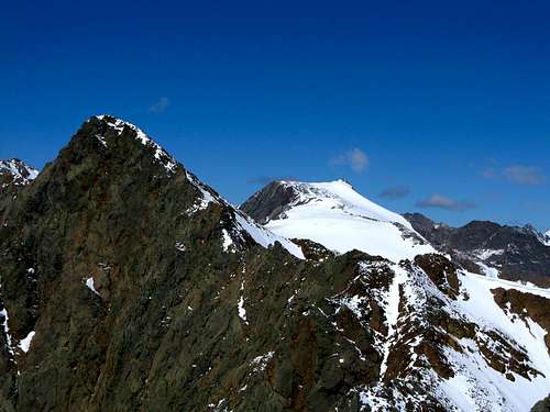 Schneespitze/Monte della Neve, view towards Breonie Alps