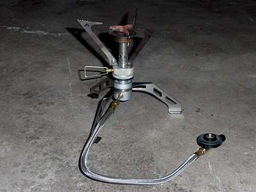 Canister stove