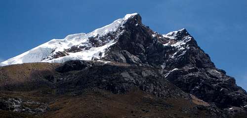Nevado Jatunmontepuncu from the south east