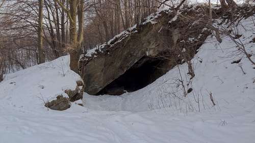 Small cave on the red educative trail near Lądek-Zdrój