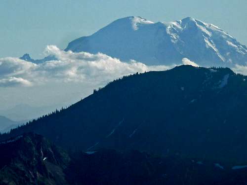 Mount Rainier from Longs Pass