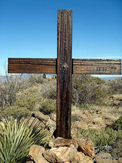 Cross on southern end of summit