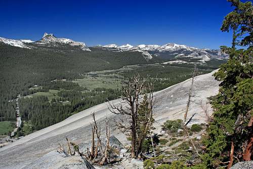 West over Tuolumne Meadows from Lembert Dome