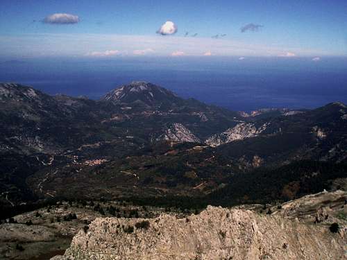 View of the Aegean sea from the 2nd highest peak 