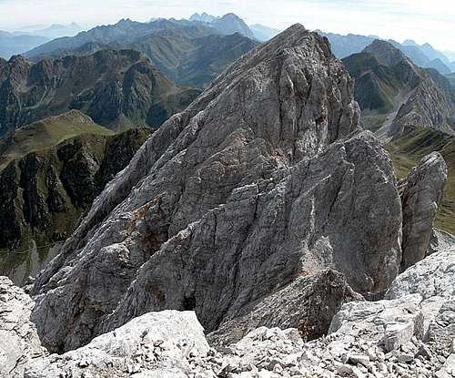 Summit view Grosse Kinigat:...