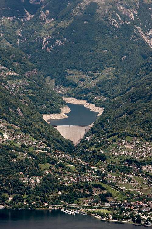The famous Verzasca dam
