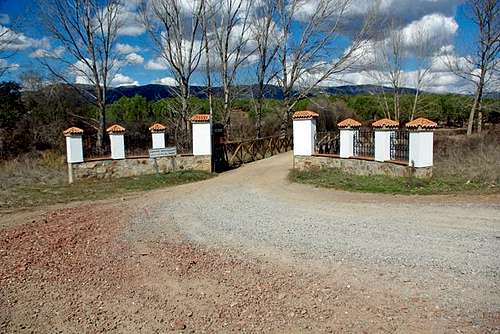 Entry to Finca de las Gameras