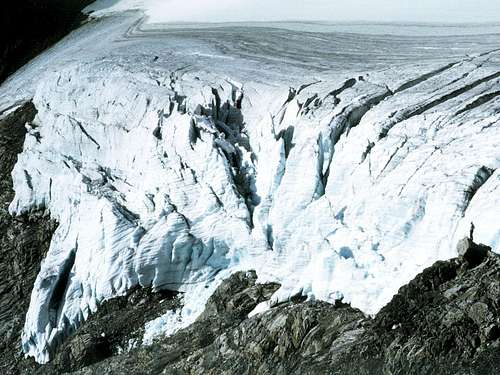 Wedge & Weart, Ole & Armchair Glacier