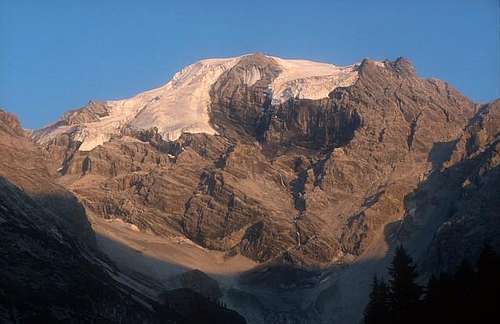 Ortler at sunset.
NW...