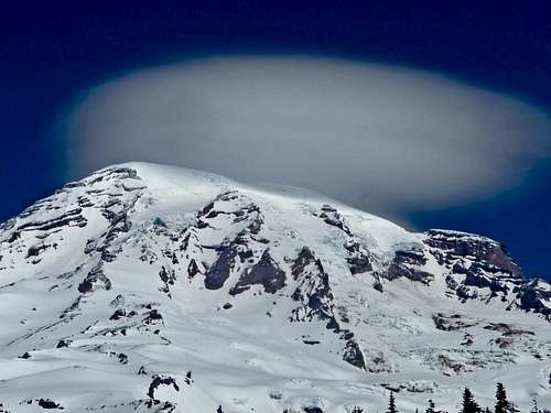 Mount Rainier with a Oval Cloud