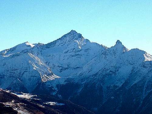 Monte La Grivola (3.969 m.) e...